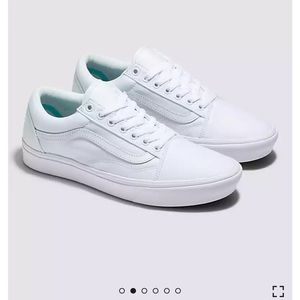 OLD SKOOL COMFY CUSH